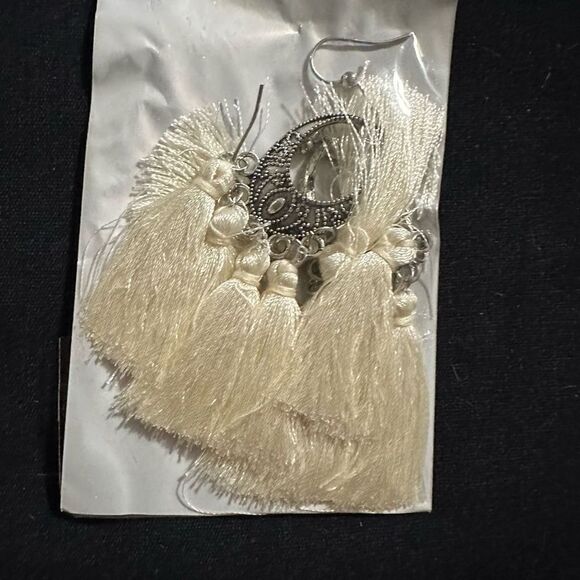 Ethnic style long tassels alloy rice bead earrings - Picture 2 of 2